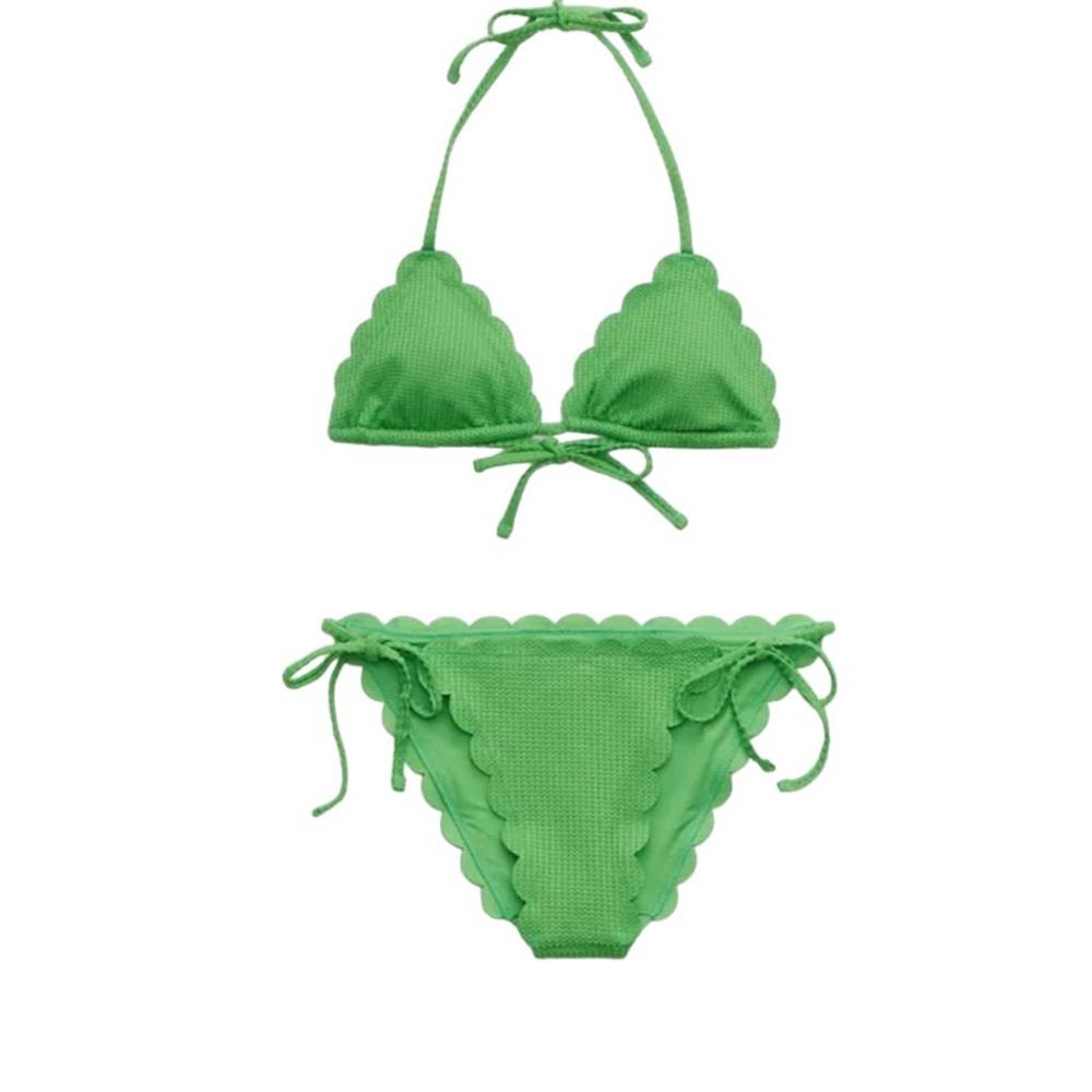 Aerie Waffle Scalloped Top and bottom